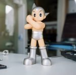 原子小金剛 銀色 鉄腕アトム ASTRO BOY ATOM FIST 握拳 公仔